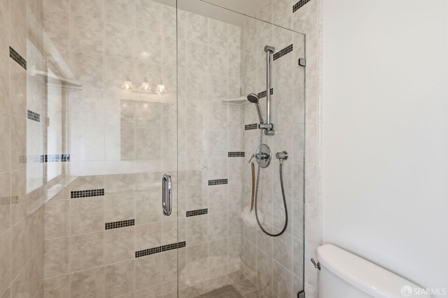 Detail Gallery Image 35 of 44 For 124 Csm Dr, San Mateo,  CA 94402 - 4 Beds | 2/1 Baths