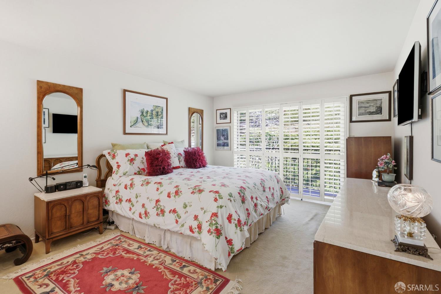 Detail Gallery Image 19 of 44 For 124 Csm Dr, San Mateo,  CA 94402 - 4 Beds | 2/1 Baths