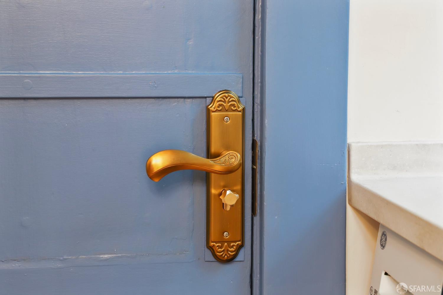 Detail Gallery Image 22 of 36 For 1242 Washington St, San Francisco,  CA 94108 - 2 Beds | 1 Baths