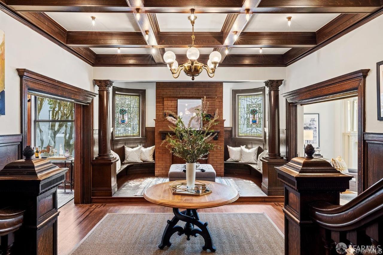 Detail Gallery Image 4 of 36 For 1461 Page St, San Francisco,  CA 94117 - 6 Beds | 2/2 Baths