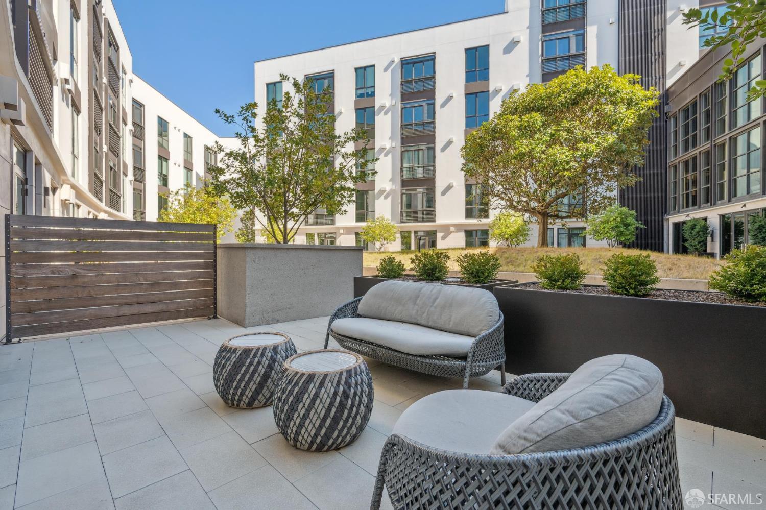 Detail Gallery Image 21 of 53 For 1 Bristol Ct #121,  San Francisco,  CA 94130 - 1 Beds | 1 Baths
