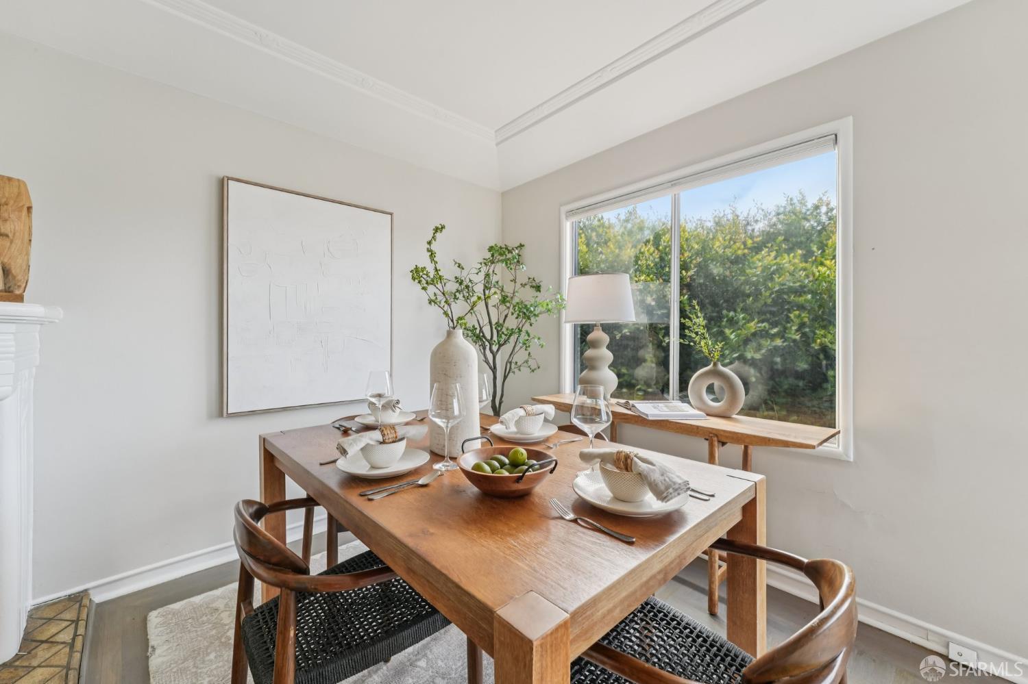 Detail Gallery Image 12 of 43 For 761 Noe St, San Francisco,  CA 94114 - 2 Beds | 1 Baths