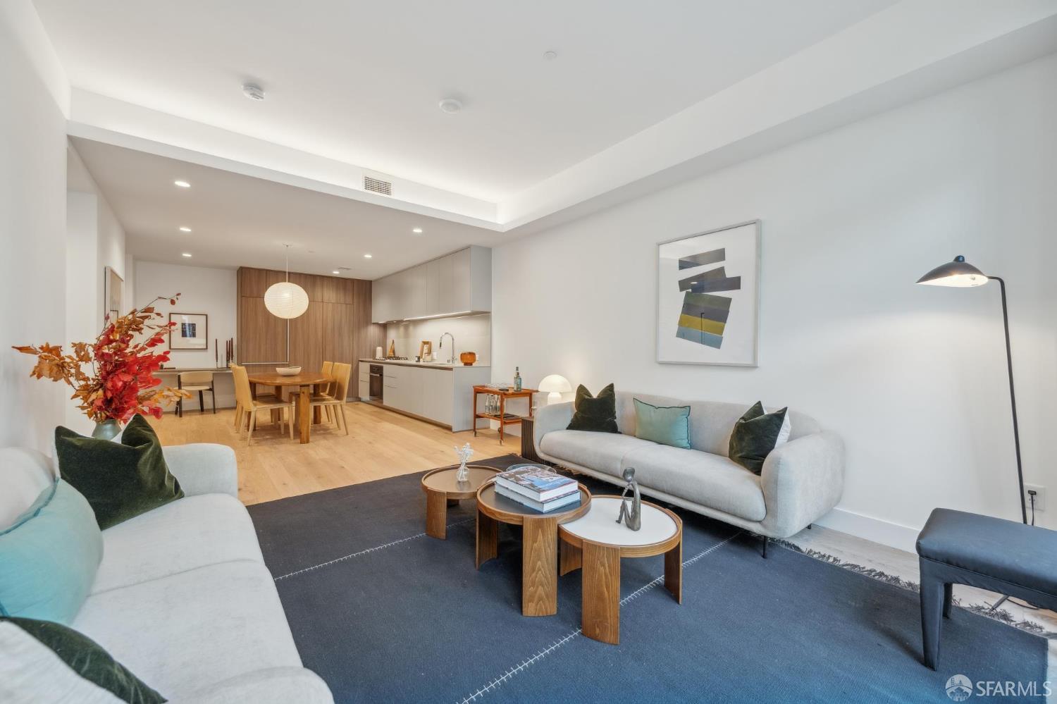 Detail Gallery Image 5 of 53 For 1 Bristol Ct #121,  San Francisco,  CA 94130 - 1 Beds | 1 Baths