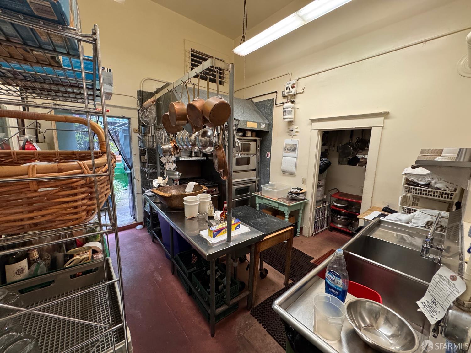 Detail Gallery Image 15 of 20 For 1454 Grant Ave, San Francisco,  CA 94122 - – Beds | – Baths