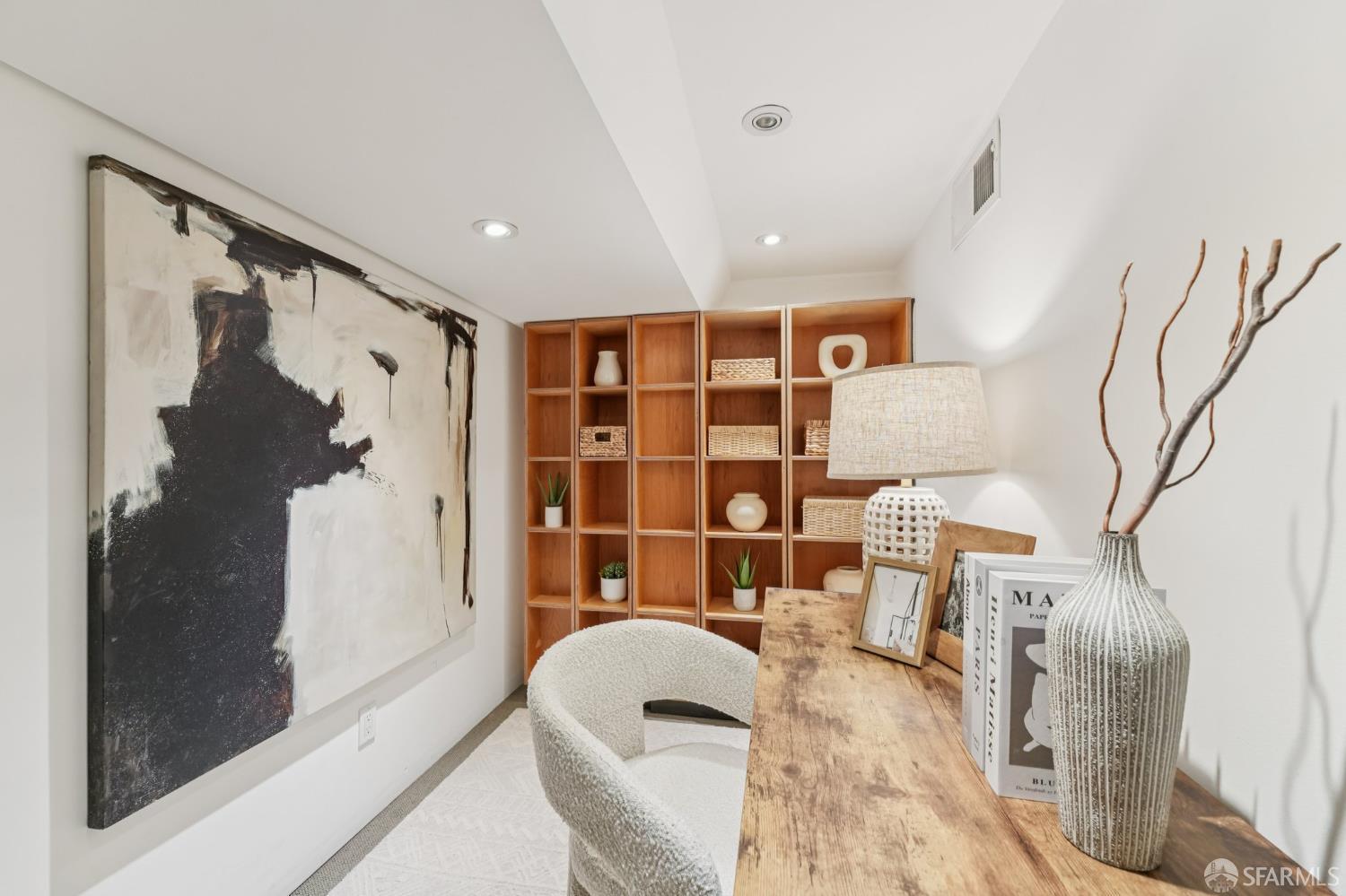 Detail Gallery Image 30 of 43 For 761 Noe St, San Francisco,  CA 94114 - 2 Beds | 1 Baths