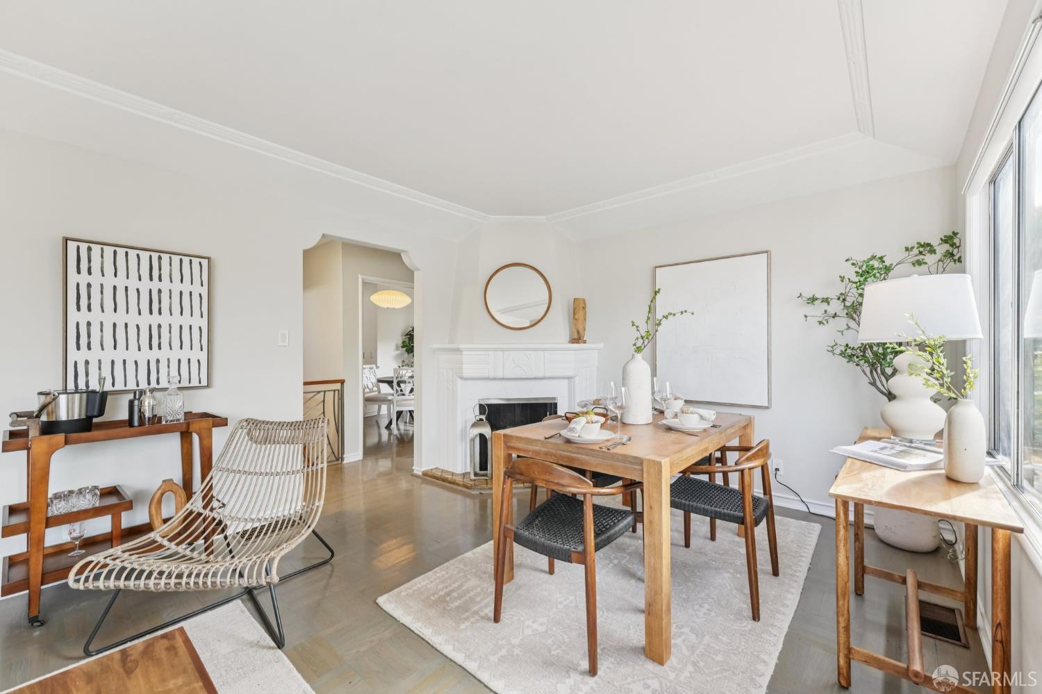 Detail Gallery Image 10 of 43 For 761 Noe St, San Francisco,  CA 94114 - 2 Beds | 1 Baths