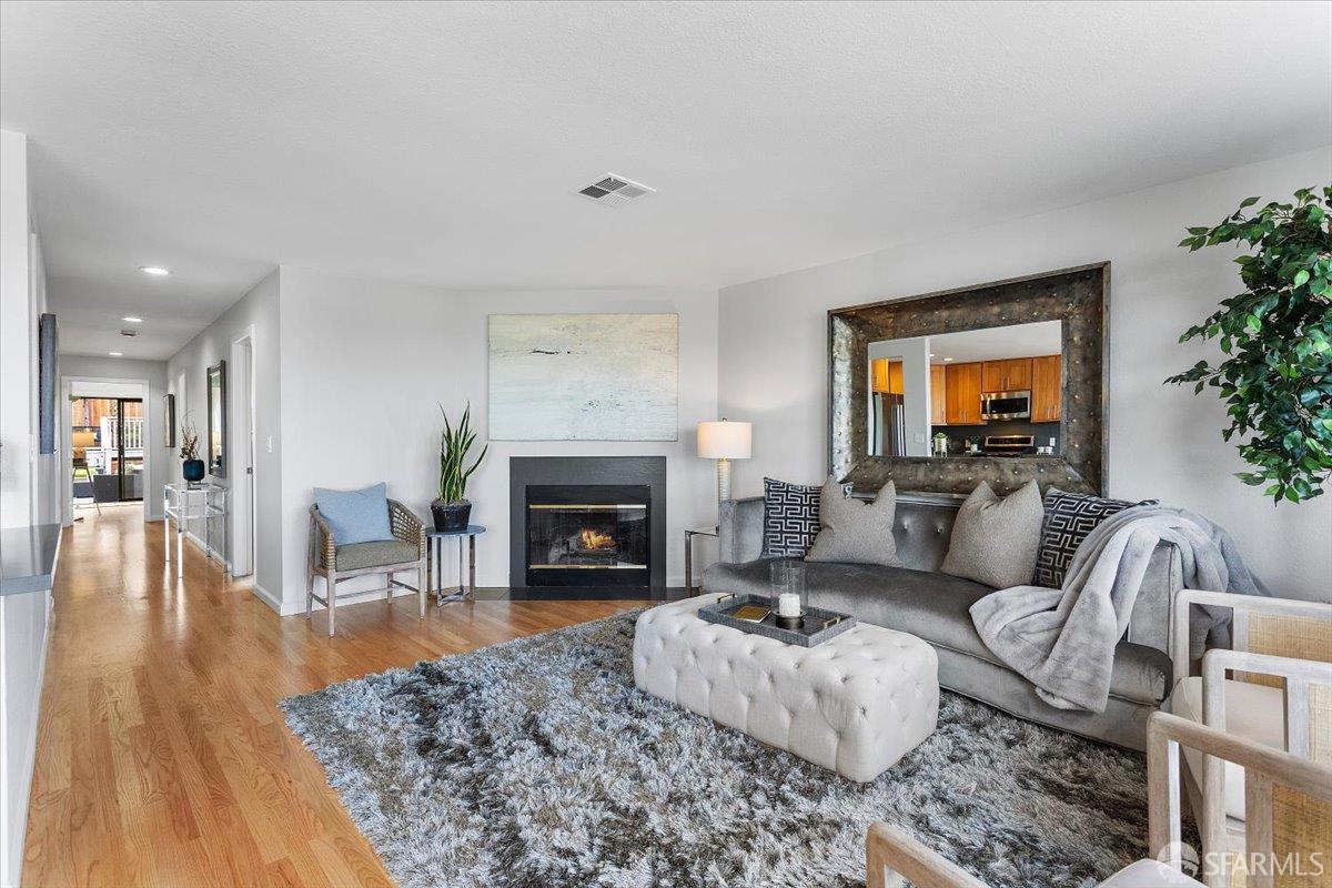 Detail Gallery Image 25 of 70 For 52 Jennings Ct, San Francisco,  CA 94124 - 3 Beds | 2 Baths