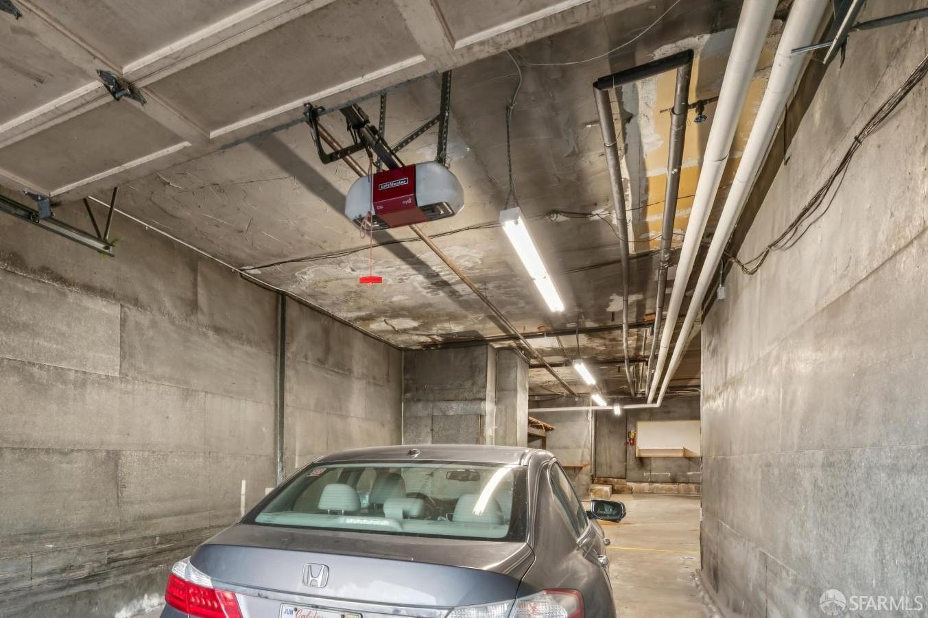 Detail Gallery Image 33 of 61 For 1215 Oak St, San Francisco,  CA 94117 - – Beds | – Baths