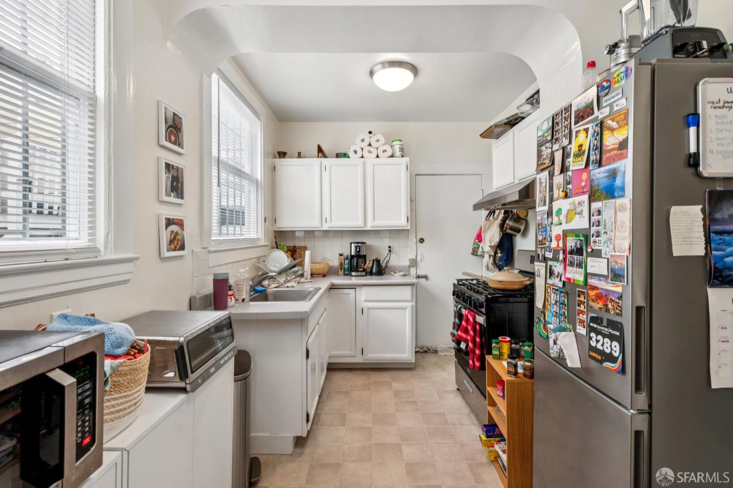 Detail Gallery Image 9 of 61 For 1215 Oak St, San Francisco,  CA 94117 - – Beds | – Baths