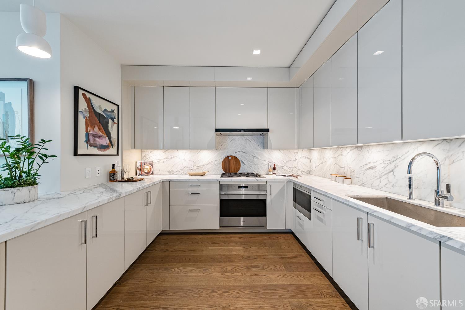 Detail Gallery Image 2 of 21 For 706 Mission St 6c,  San Francisco,  CA 94103 - 2 Beds | 2 Baths