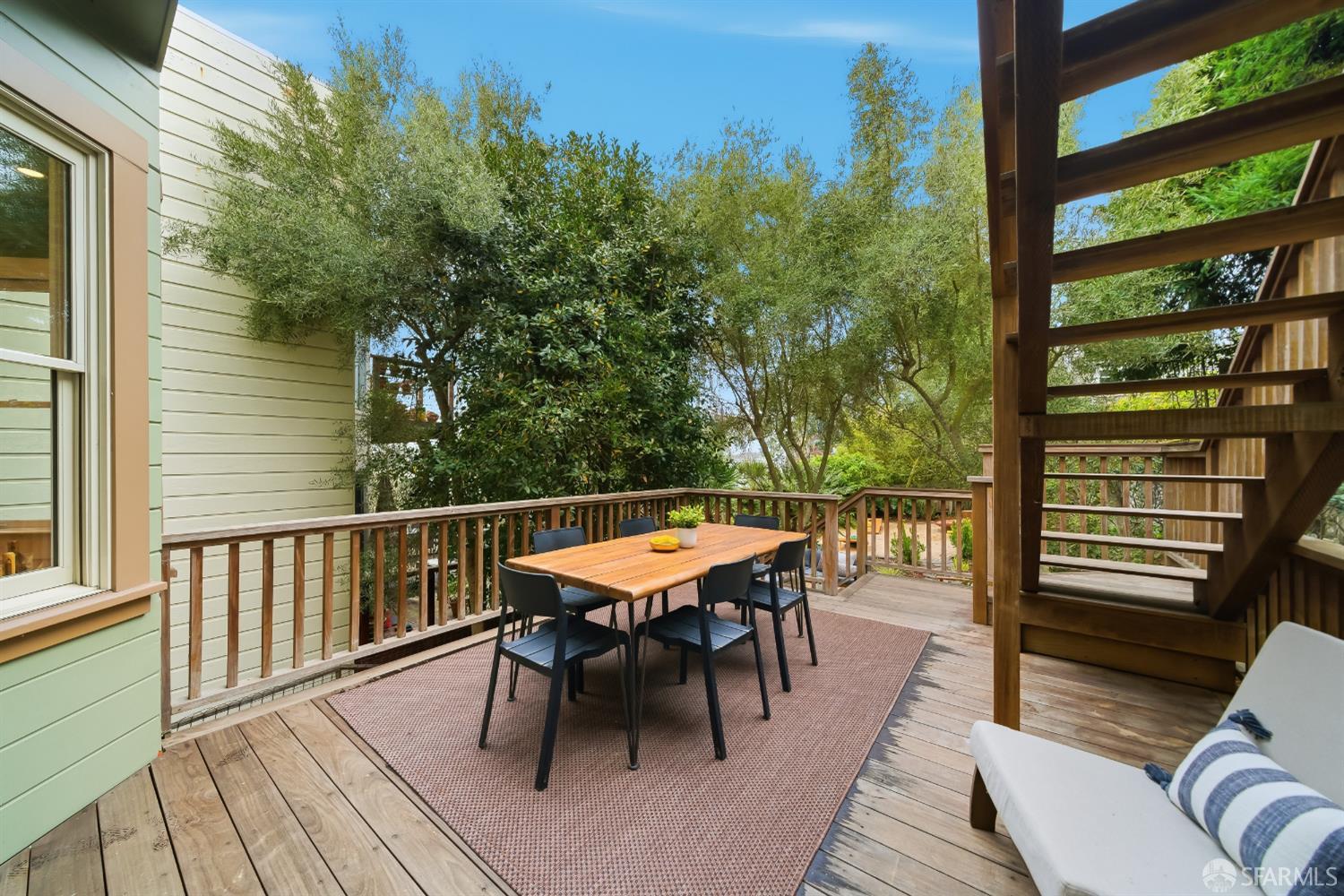 Detail Gallery Image 39 of 75 For 279 Diamond St, San Francisco,  CA 94114 - 4 Beds | 2/1 Baths