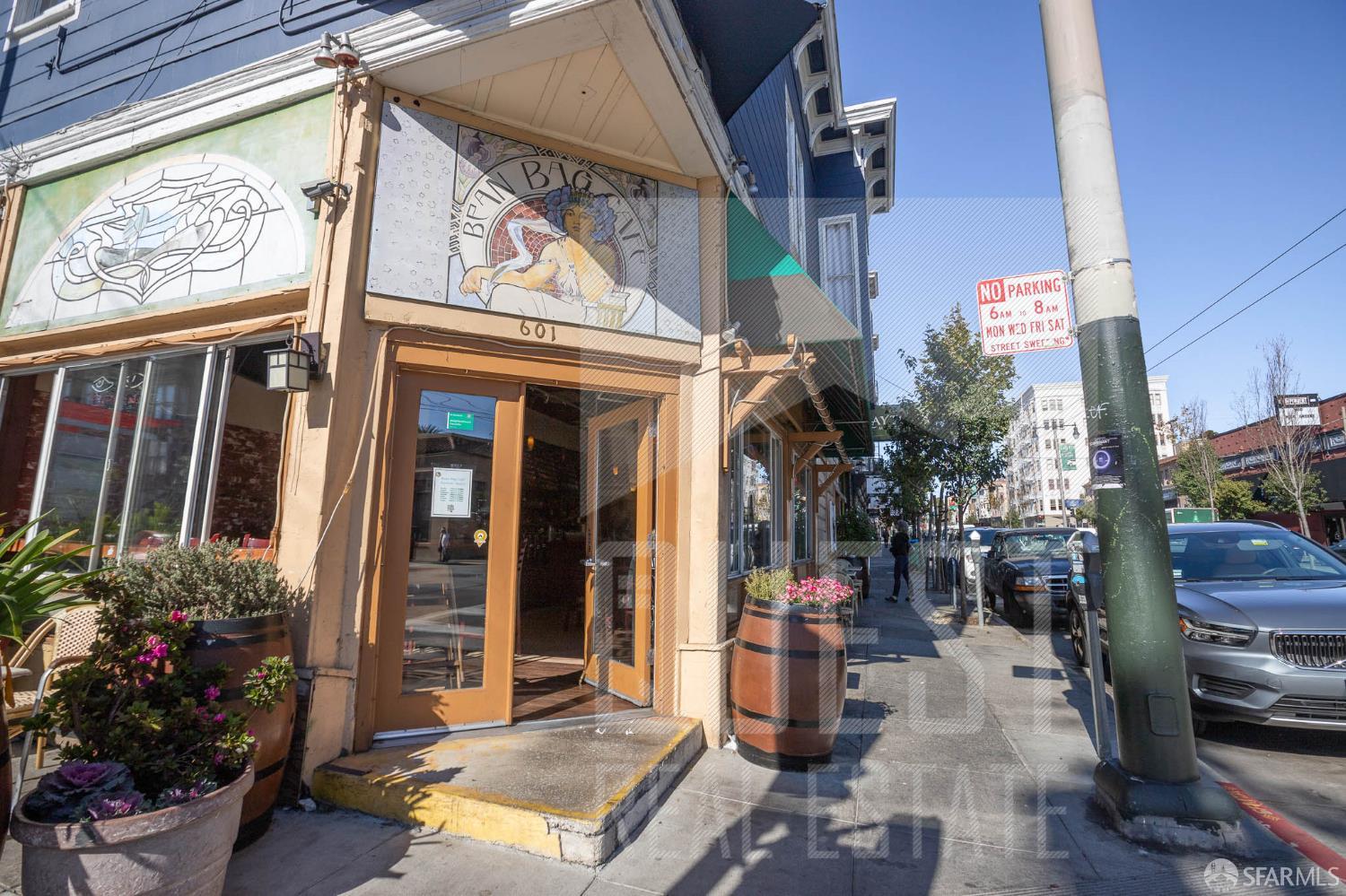 Detail Gallery Image 54 of 61 For 1215 Oak St, San Francisco,  CA 94117 - – Beds | – Baths