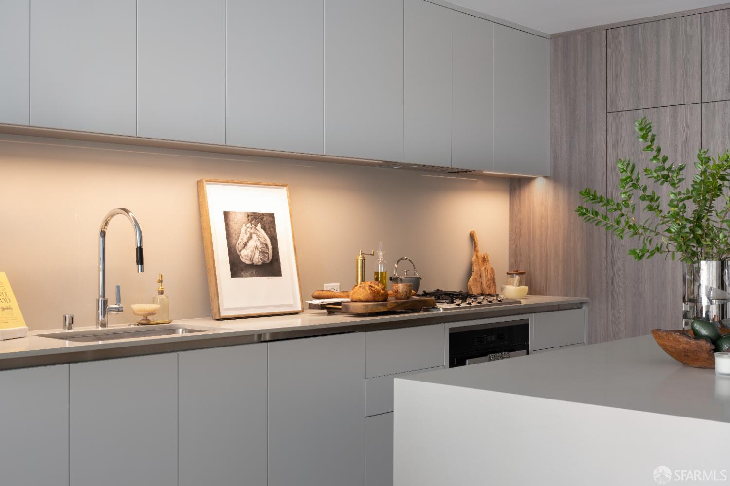 Detail Gallery Image 6 of 43 For 1 Bristol Ct #417,  San Francisco,  CA 94130 - 1 Beds | 1 Baths