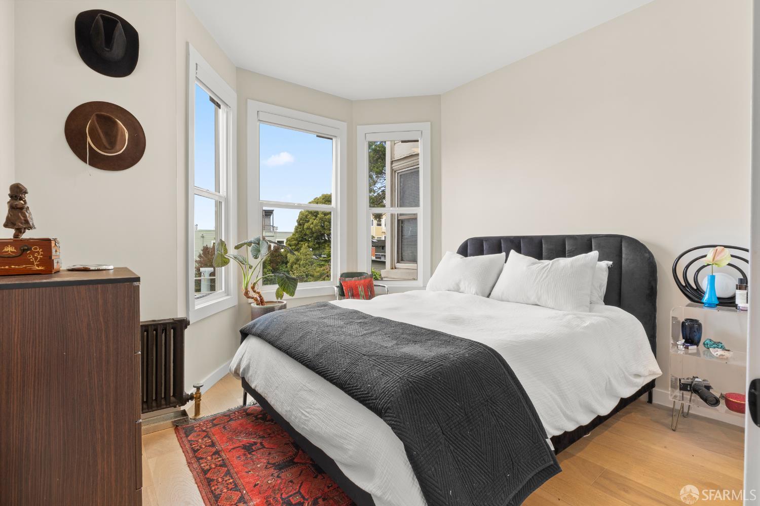 Detail Gallery Image 10 of 26 For 1811 Leavenworth St #7,  San Francisco,  CA 94109 - 2 Beds | 2 Baths