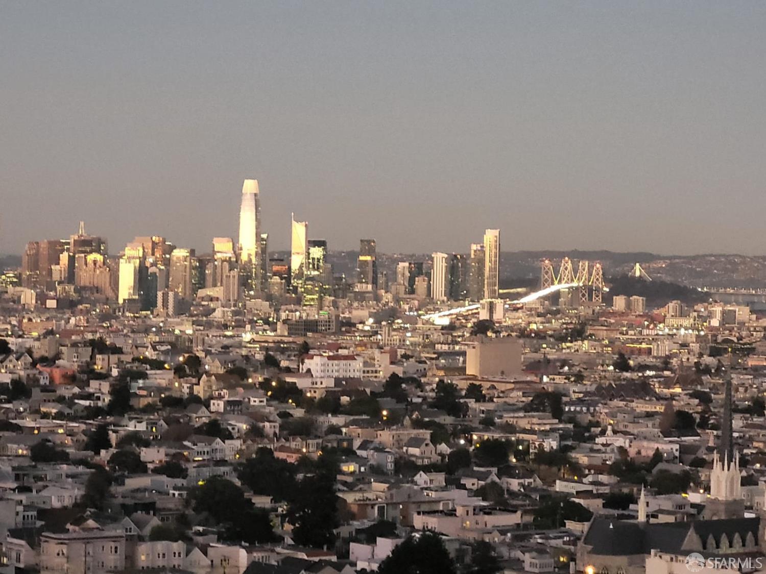 Detail Gallery Image 8 of 39 For 30 Harry St, San Francisco,  CA 94131 - 4 Beds | 2/1 Baths