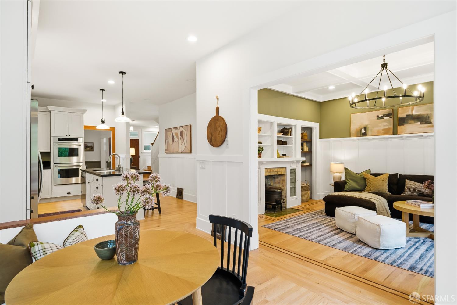 Detail Gallery Image 16 of 75 For 279 Diamond St, San Francisco,  CA 94114 - 4 Beds | 2/1 Baths