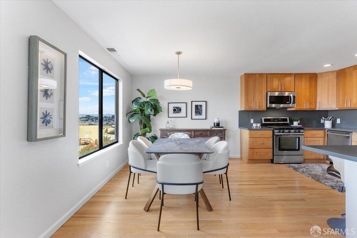 Detail Gallery Image 14 of 70 For 52 Jennings Ct, San Francisco,  CA 94124 - 3 Beds | 2 Baths