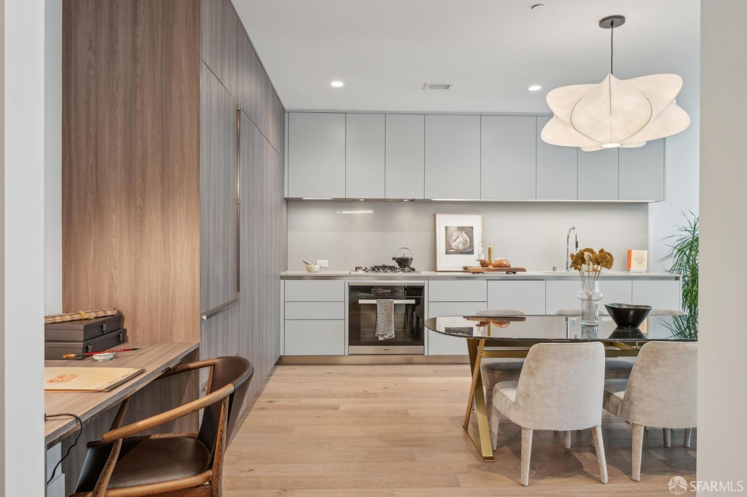 Detail Gallery Image 3 of 53 For 1 Bristol Ct #311,  San Francisco,  CA 94130 - 1 Beds | 1 Baths