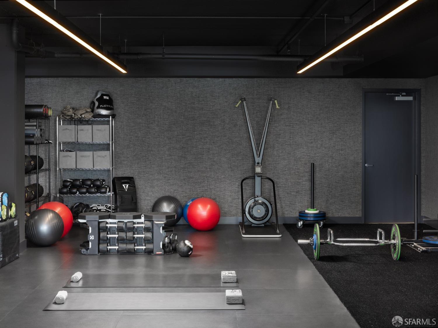 Detail Gallery Image 33 of 53 For 1 Bristol Ct #121,  San Francisco,  CA 94130 - 1 Beds | 1 Baths