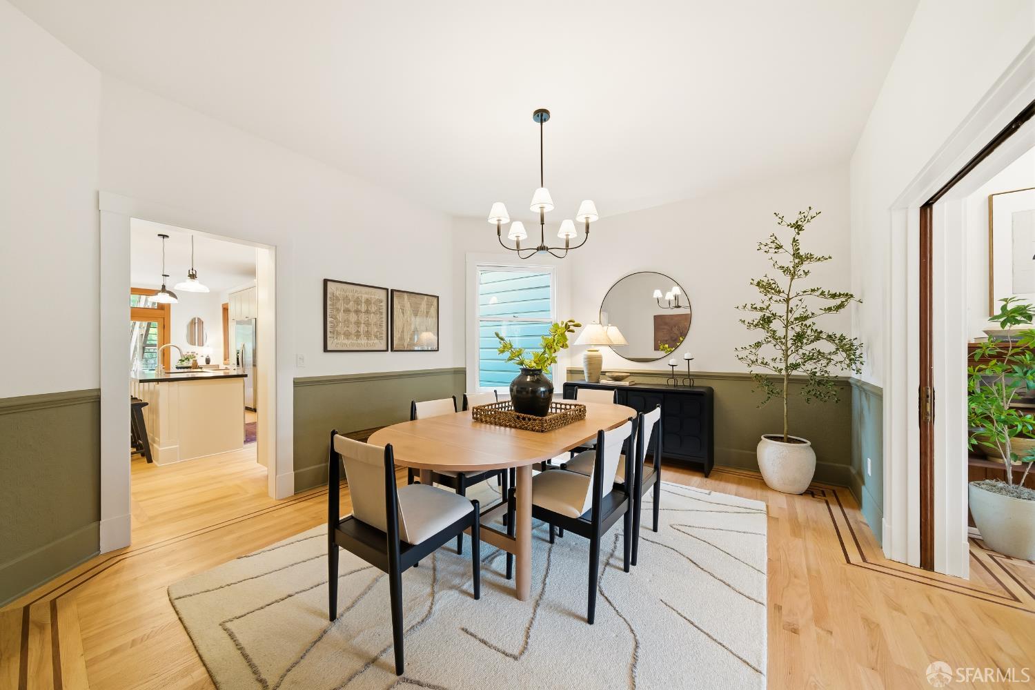 Detail Gallery Image 6 of 75 For 279 Diamond St, San Francisco,  CA 94114 - 4 Beds | 2/1 Baths