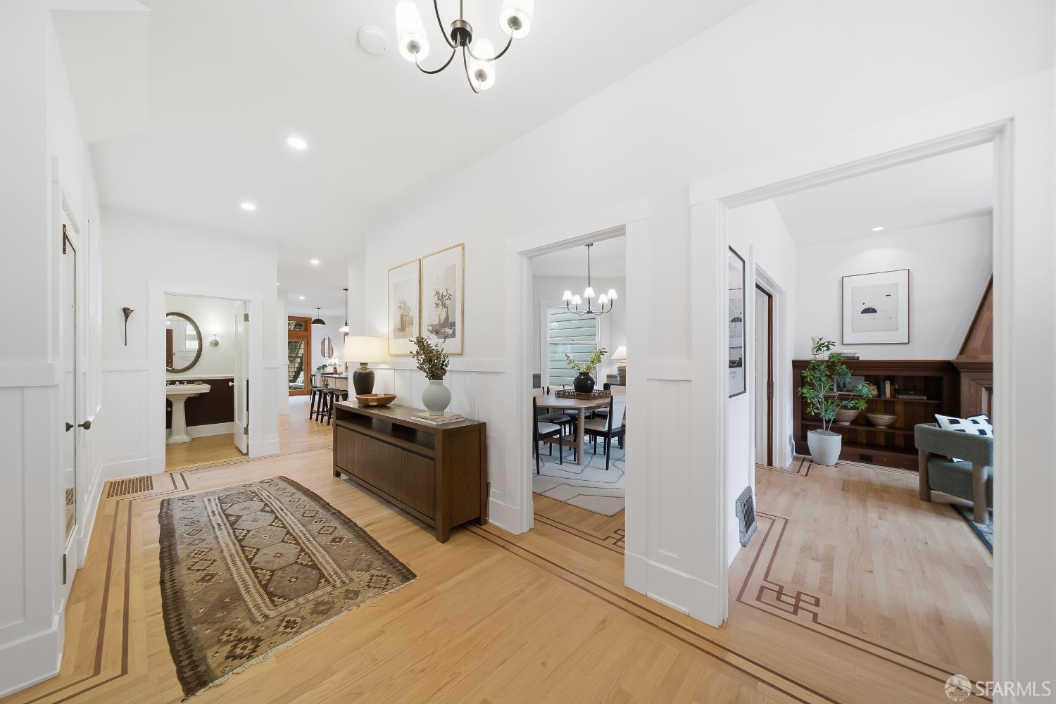 Detail Gallery Image 9 of 75 For 279 Diamond St, San Francisco,  CA 94114 - 4 Beds | 2/1 Baths