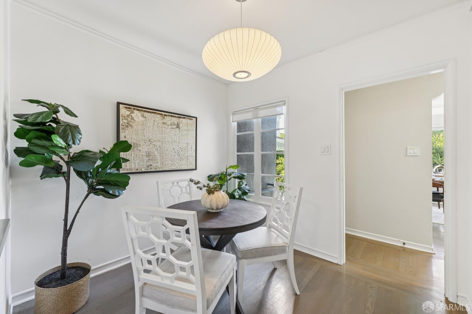 Detail Gallery Image 5 of 43 For 761 Noe St, San Francisco,  CA 94114 - 2 Beds | 1 Baths