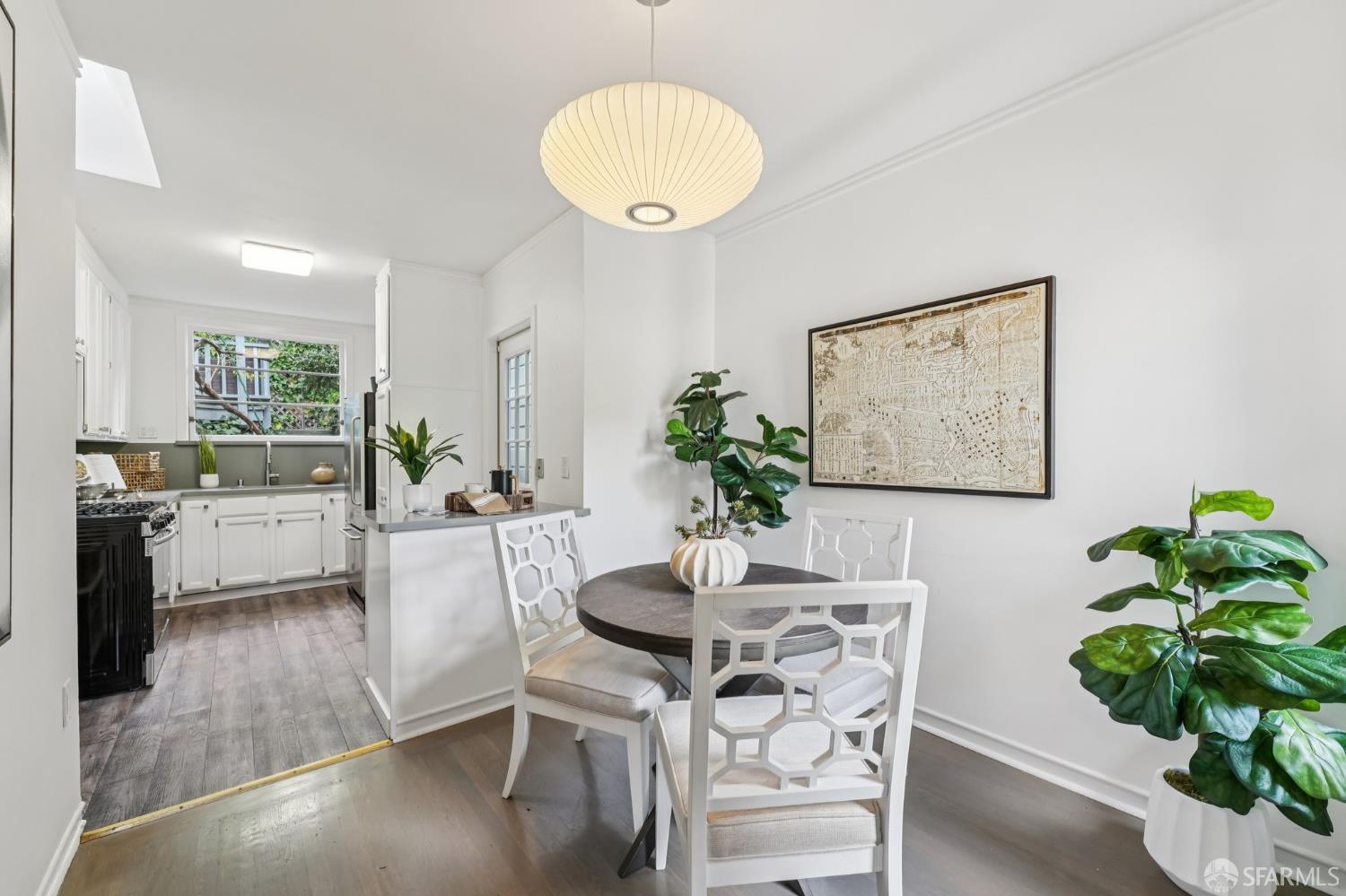 Detail Gallery Image 16 of 43 For 761 Noe St, San Francisco,  CA 94114 - 2 Beds | 1 Baths