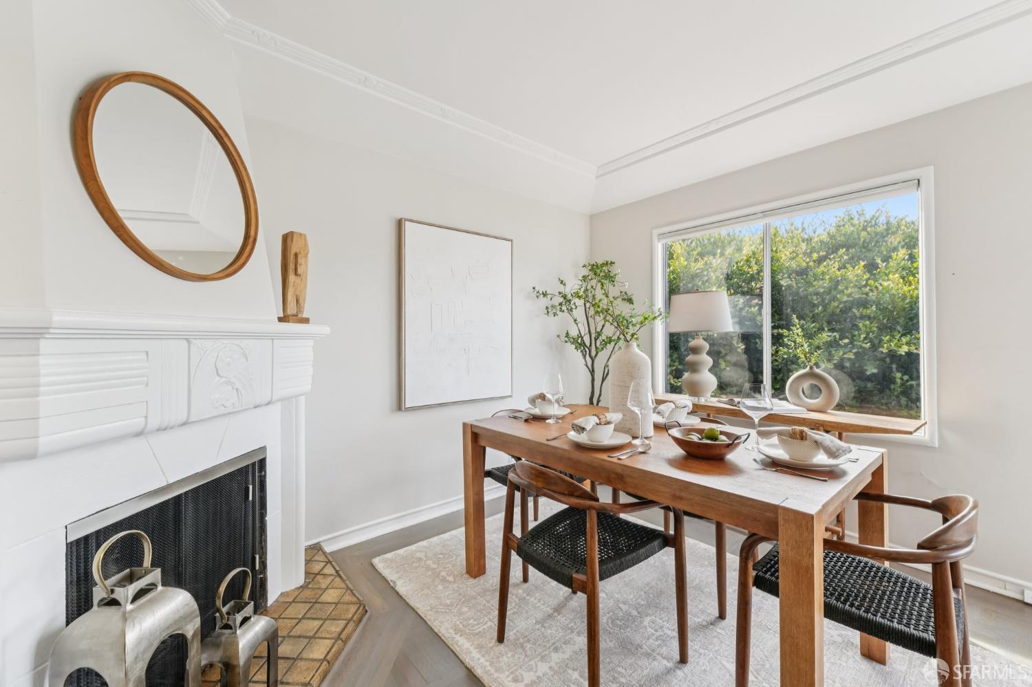 Detail Gallery Image 13 of 43 For 761 Noe St, San Francisco,  CA 94114 - 2 Beds | 1 Baths