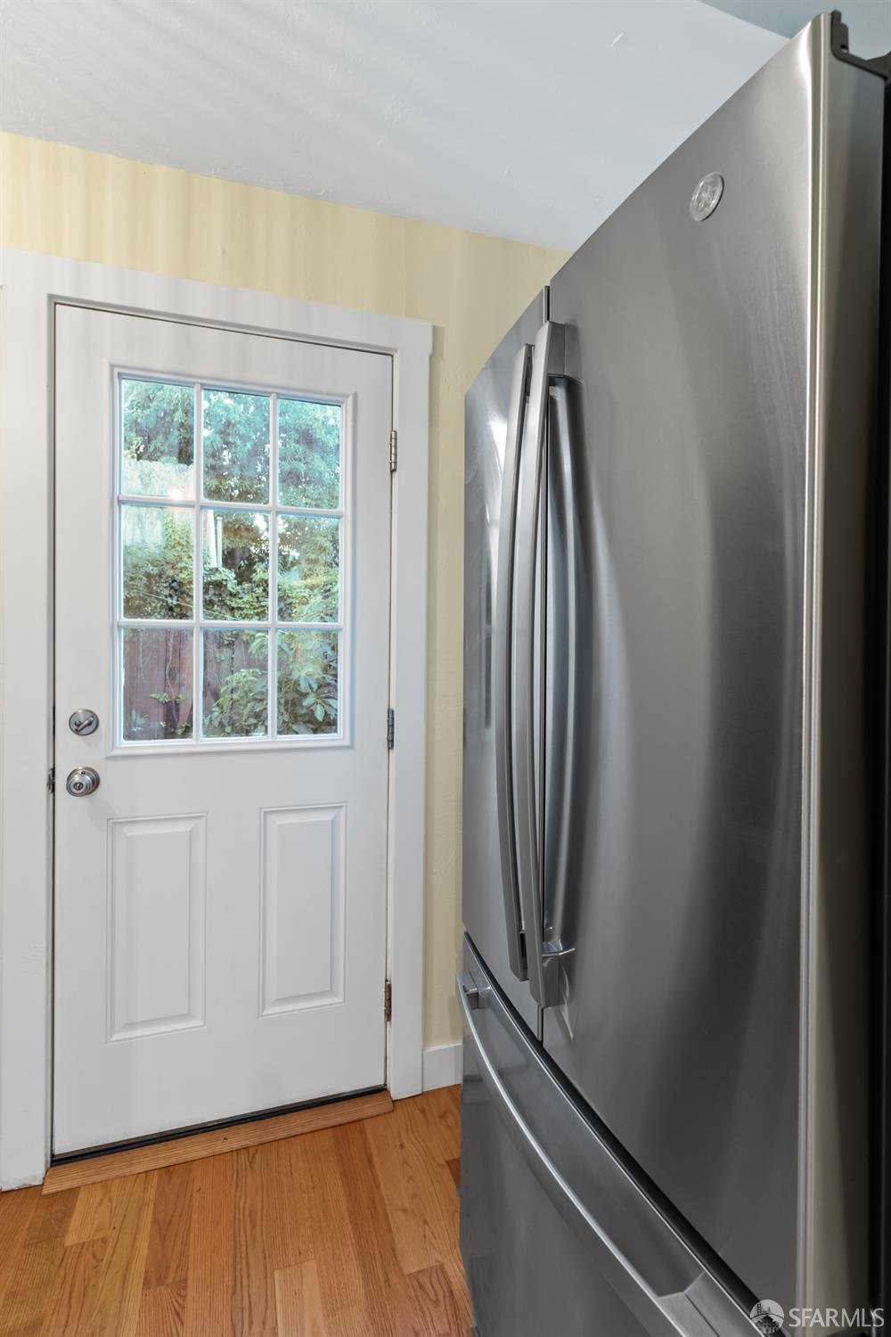 Detail Gallery Image 13 of 42 For 689 43rd St, Oakland,  CA 94609 - 2 Beds | 1 Baths