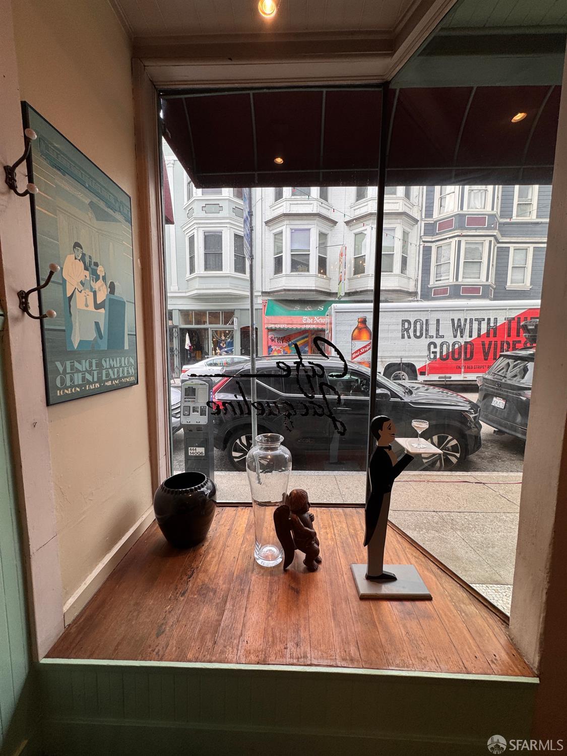 Detail Gallery Image 11 of 20 For 1454 Grant Ave, San Francisco,  CA 94122 - – Beds | – Baths