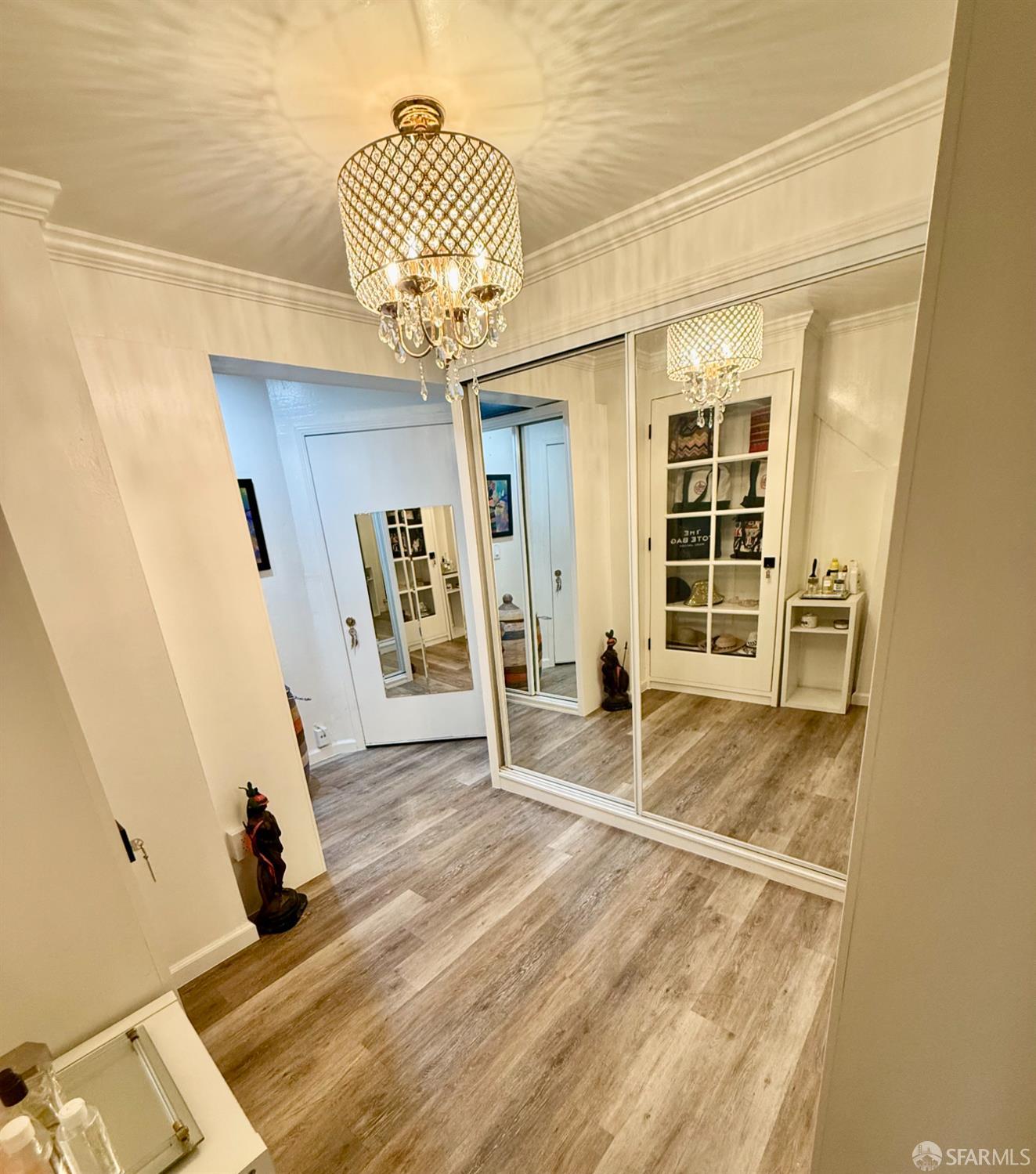 Front Image Thumbnail for SF425092707