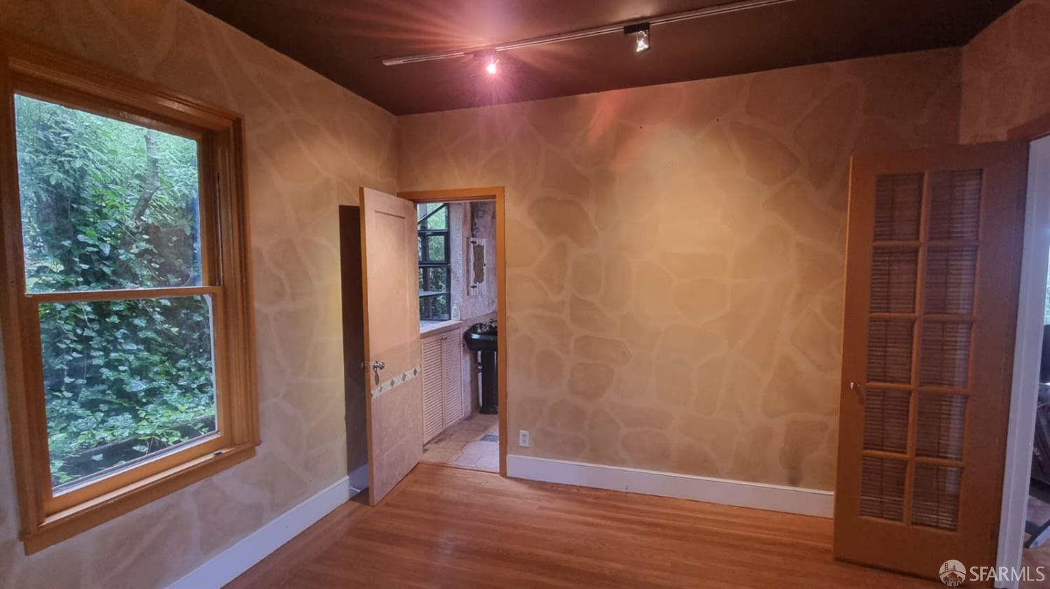 Detail Gallery Image 31 of 39 For 30 Harry St, San Francisco,  CA 94131 - 4 Beds | 2/1 Baths