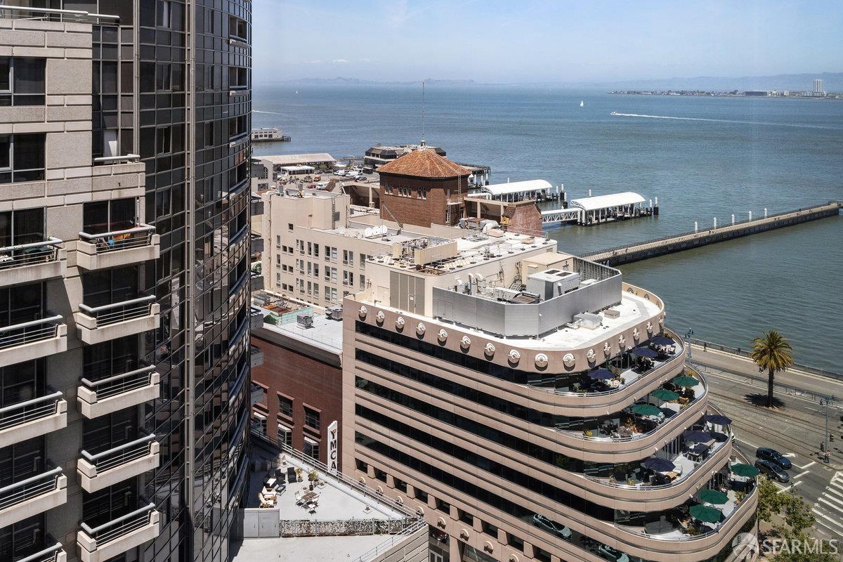 Detail Gallery Image 32 of 42 For 1 Steuart Ln #1704,  San Francisco,  CA 94105 - 2 Beds | 2 Baths