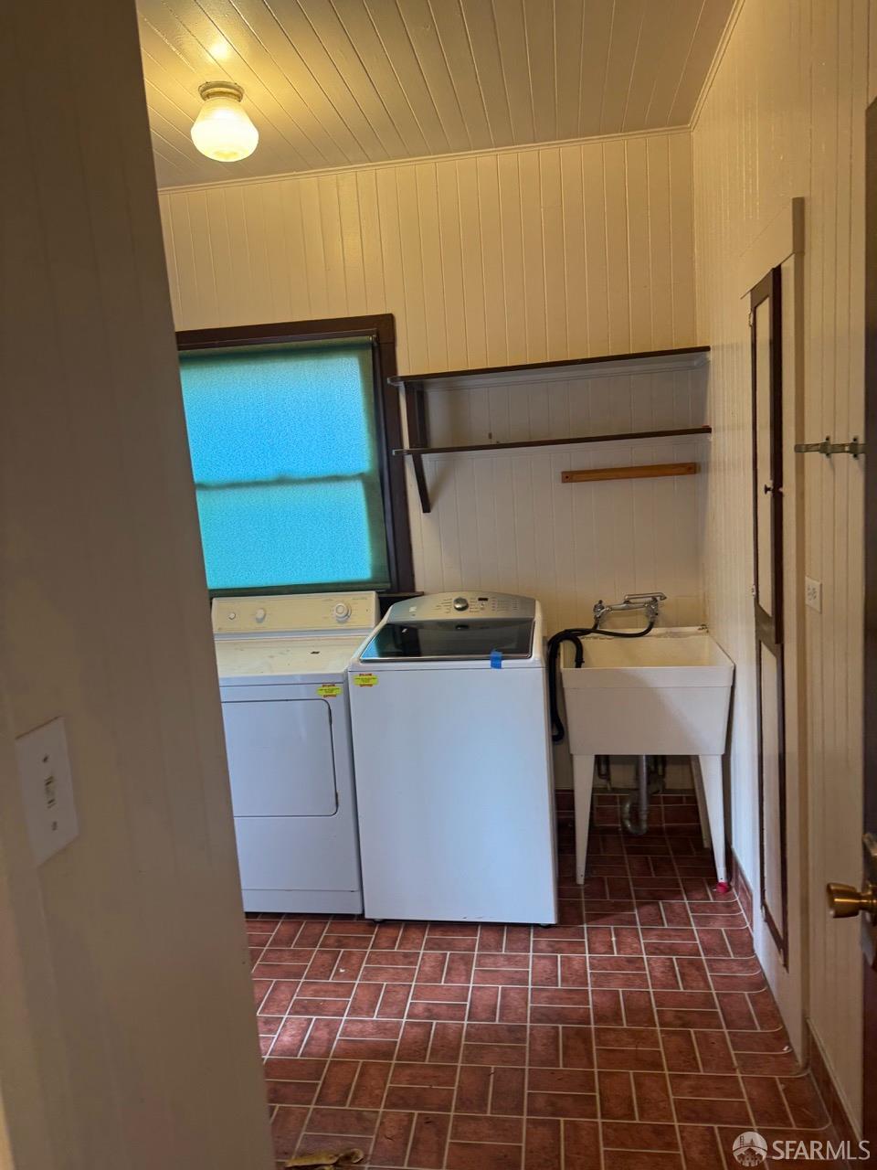 Detail Gallery Image 26 of 48 For 436 Edinburgh St, San Francisco,  CA 94112 - 0 Beds | 1 Baths