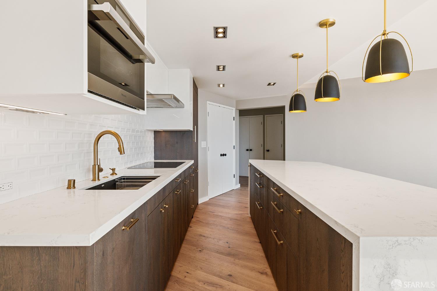 Detail Gallery Image 4 of 14 For 1200 Gough St 9e,  San Francisco,  CA 94109 - 1 Beds | 1 Baths