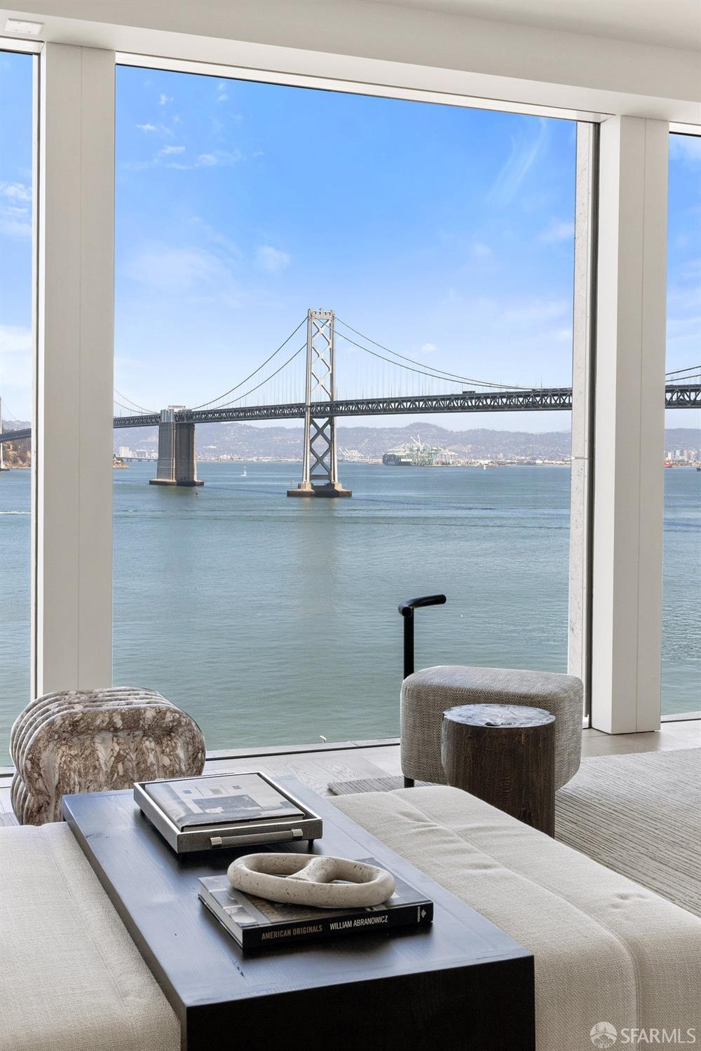 Detail Gallery Image 9 of 73 For 1 Steuart Ln #801,  San Francisco,  CA 94105 - 3 Beds | 3 Baths
