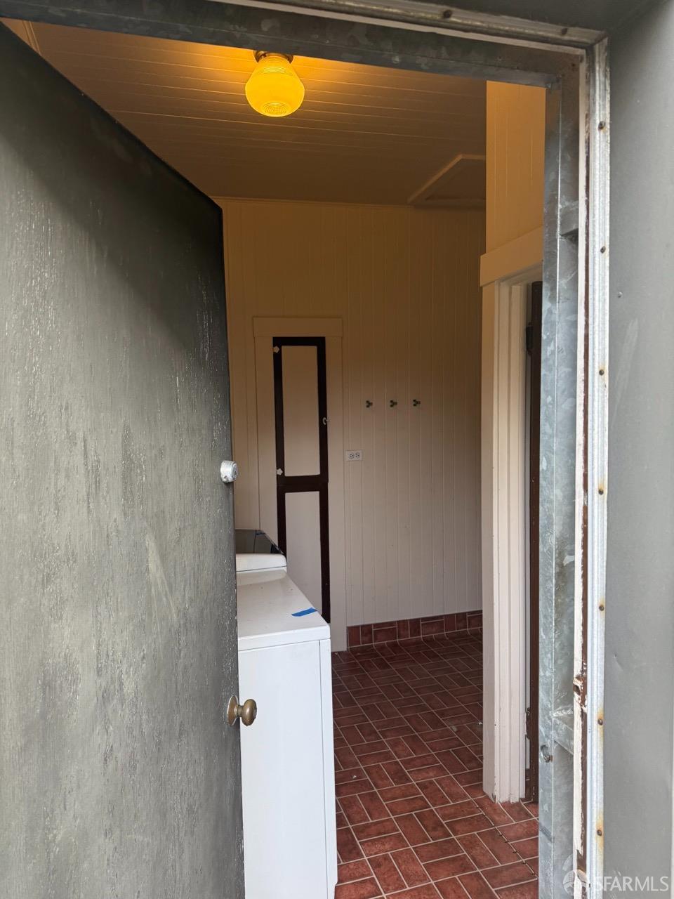 Detail Gallery Image 29 of 48 For 436 Edinburgh St, San Francisco,  CA 94112 - 0 Beds | 1 Baths