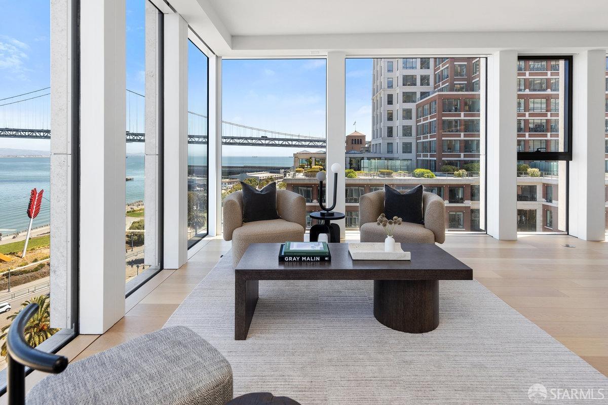 Detail Gallery Image 14 of 73 For 1 Steuart Ln #801,  San Francisco,  CA 94105 - 3 Beds | 3 Baths