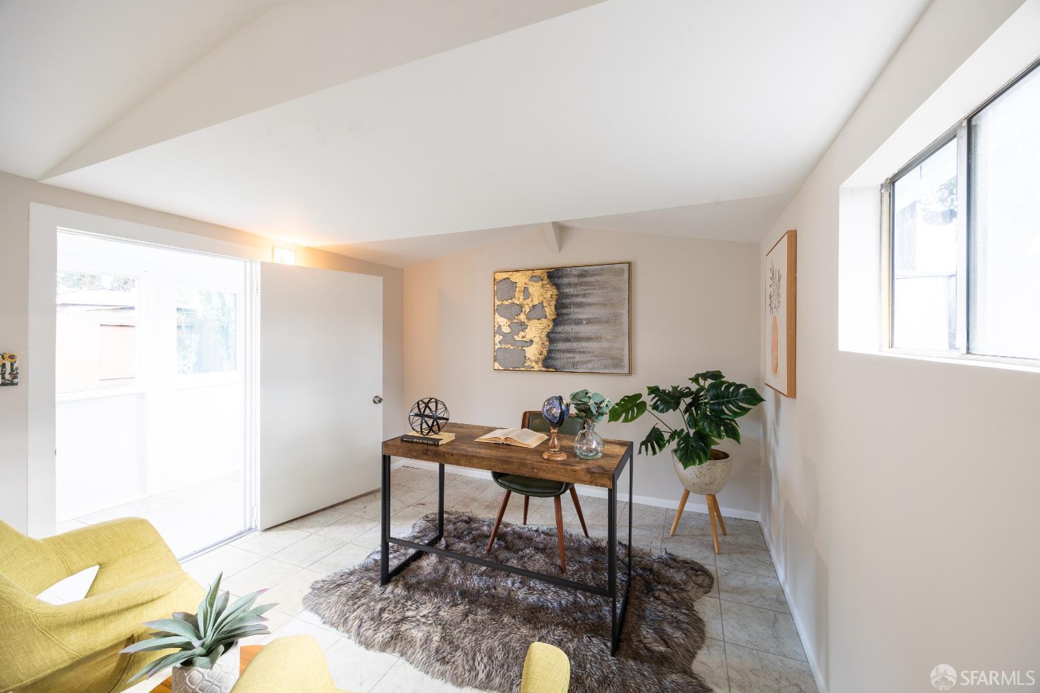 Detail Gallery Image 23 of 33 For 15 Garden St, Redwood City,  CA 94063 - 4 Beds | 2 Baths