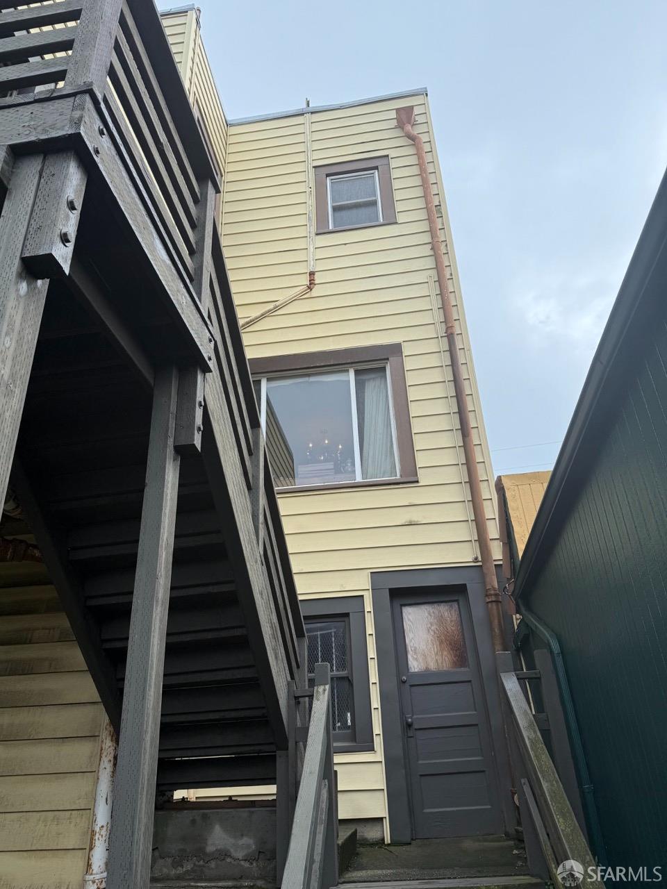 Detail Gallery Image 38 of 48 For 436 Edinburgh St, San Francisco,  CA 94112 - 0 Beds | 1 Baths