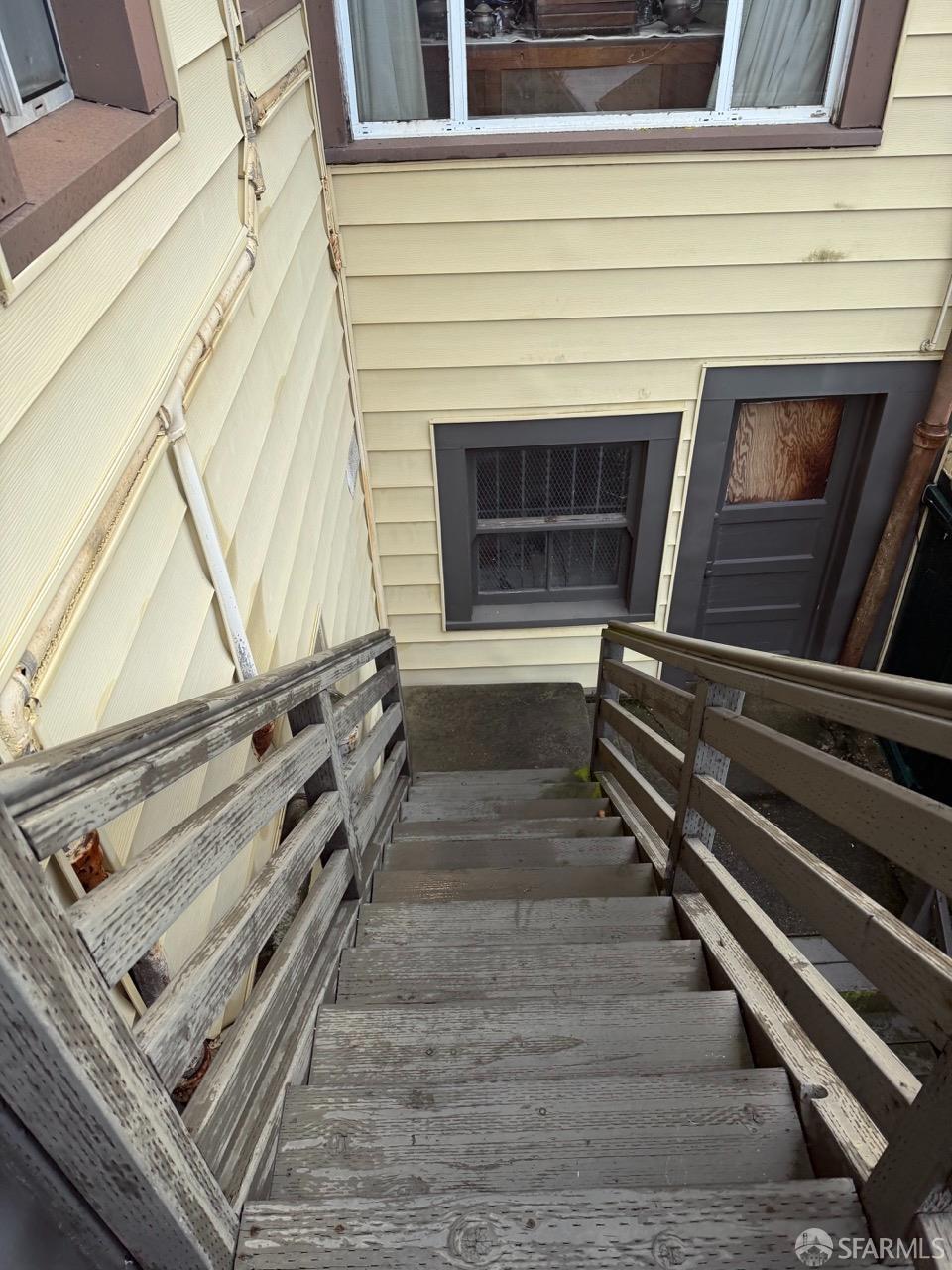 Detail Gallery Image 32 of 48 For 436 Edinburgh St, San Francisco,  CA 94112 - 0 Beds | 1 Baths