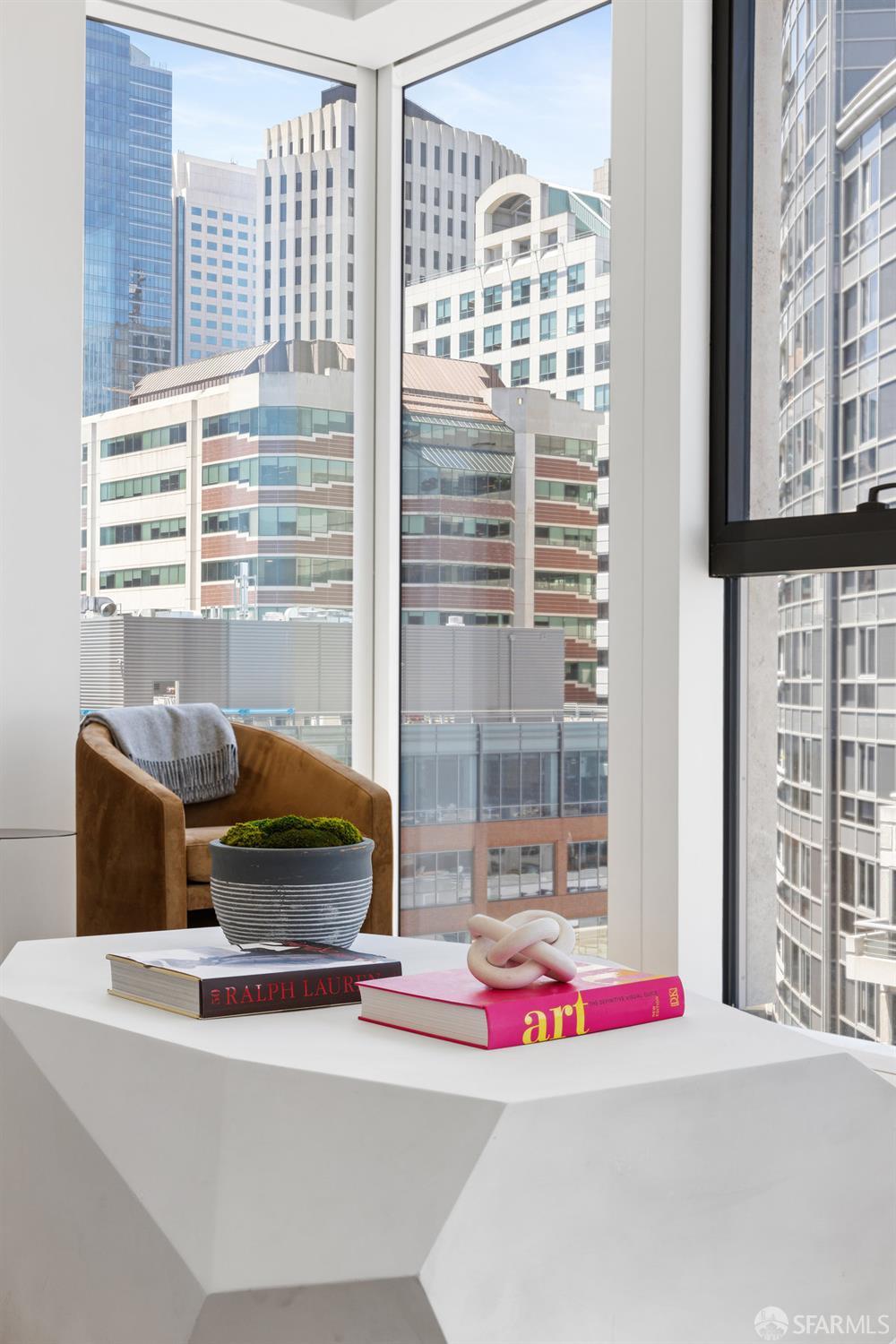 Detail Gallery Image 4 of 42 For 1 Steuart Ln #1704,  San Francisco,  CA 94105 - 2 Beds | 2 Baths