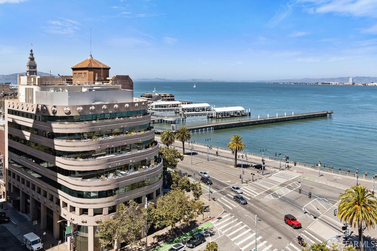 Detail Gallery Image 31 of 73 For 1 Steuart Ln #801,  San Francisco,  CA 94105 - 3 Beds | 3 Baths