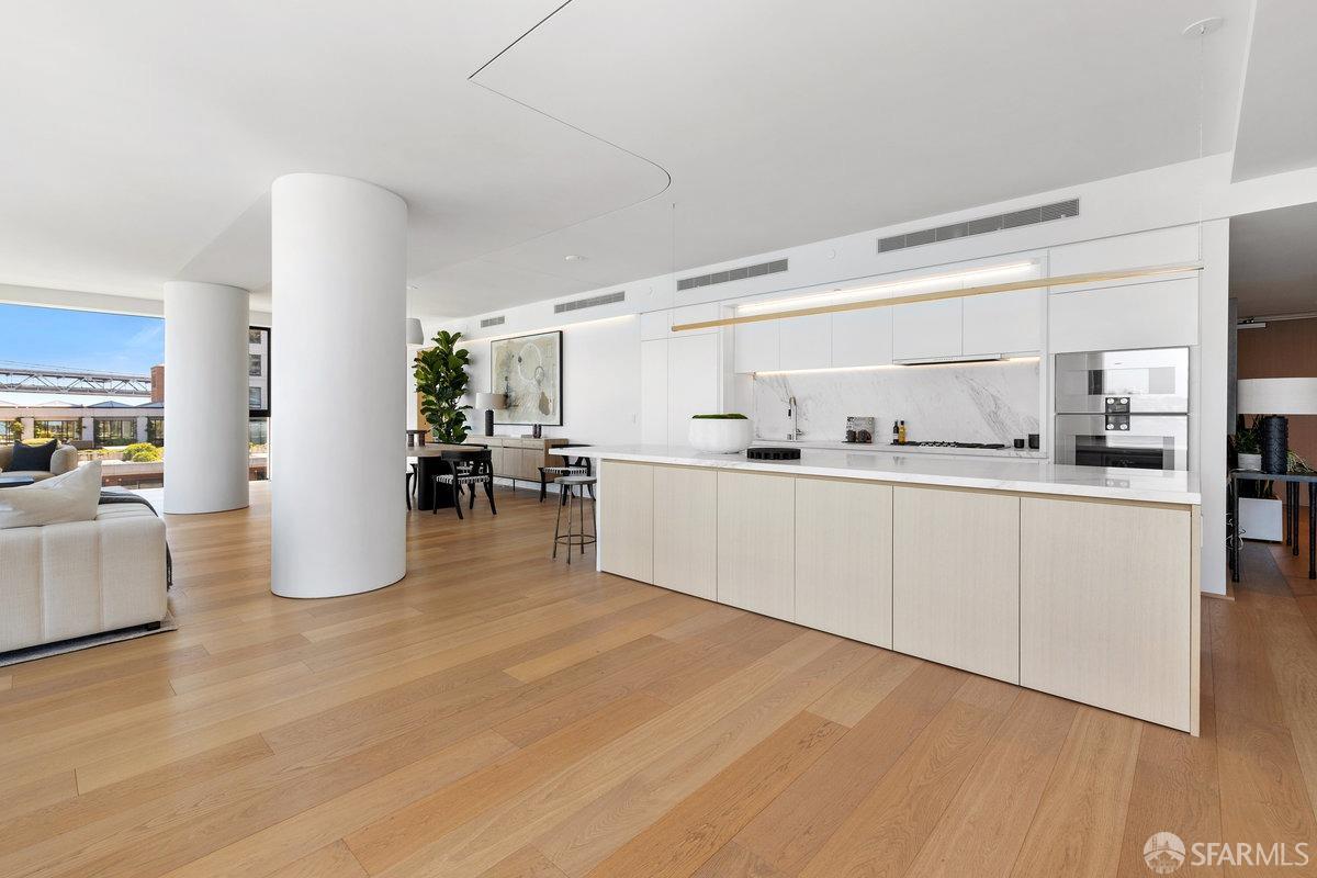 Detail Gallery Image 5 of 73 For 1 Steuart Ln #801,  San Francisco,  CA 94105 - 3 Beds | 3 Baths