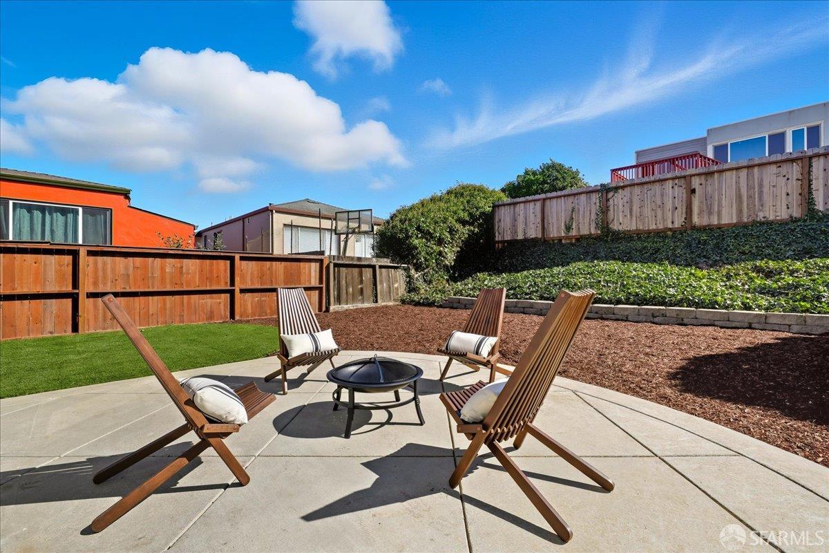 Detail Gallery Image 68 of 90 For 86 Hillview Ct, Daly City,  CA 94015 - 6 Beds | 4 Baths