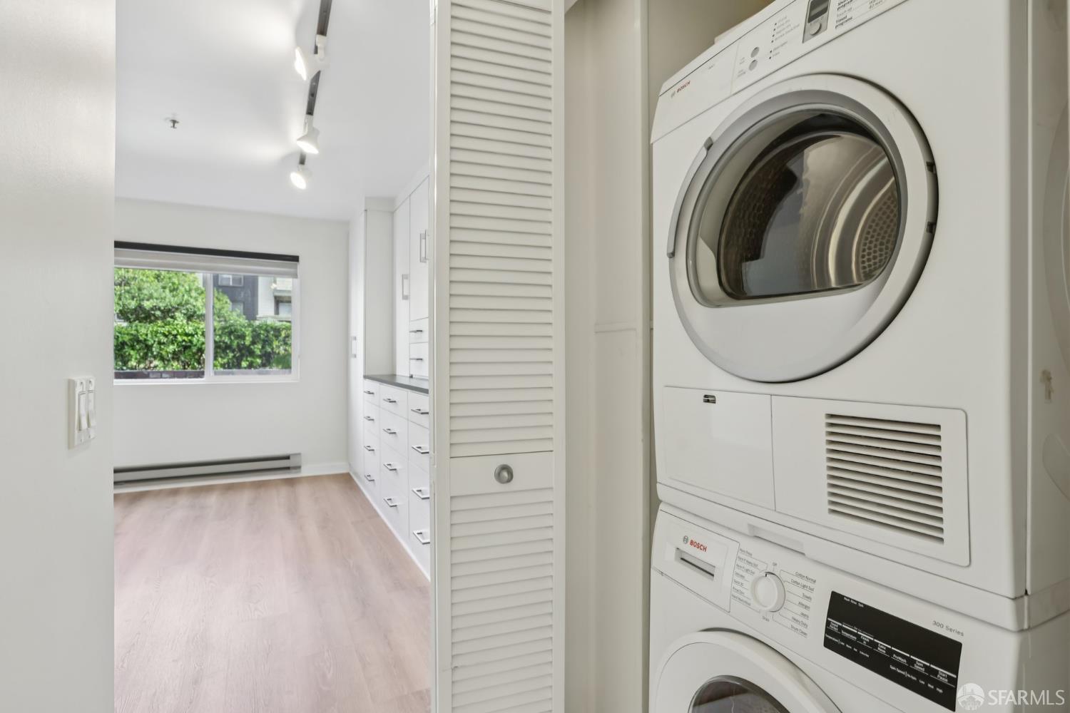 Detail Gallery Image 16 of 31 For 6400 Christie Ave #4122,  Emeryville,  CA 94608 - 1 Beds | 1 Baths