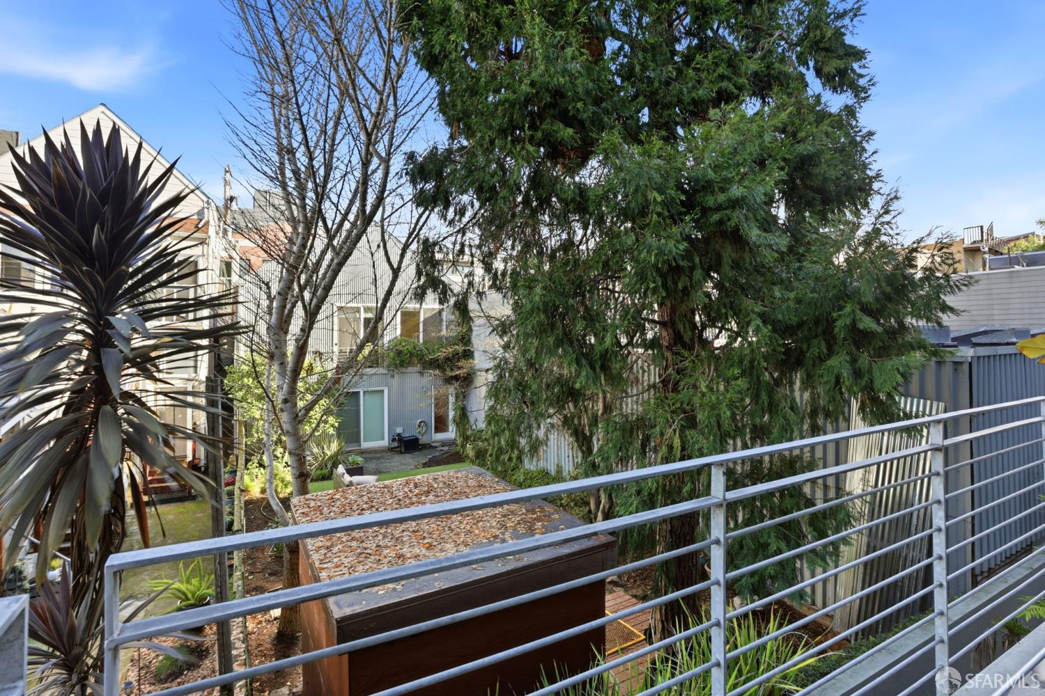 Detail Gallery Image 30 of 51 For 725 Florida St #4,  San Francisco,  CA 94110 - 2 Beds | 2/1 Baths