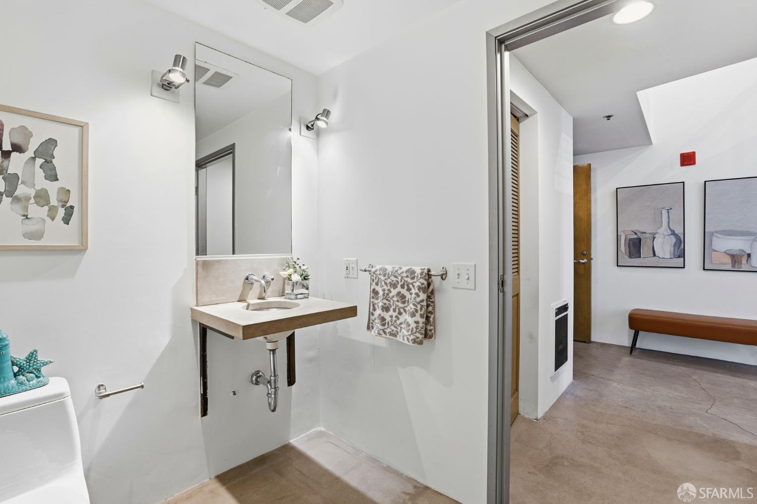 Detail Gallery Image 20 of 51 For 725 Florida St #4,  San Francisco,  CA 94110 - 2 Beds | 2/1 Baths
