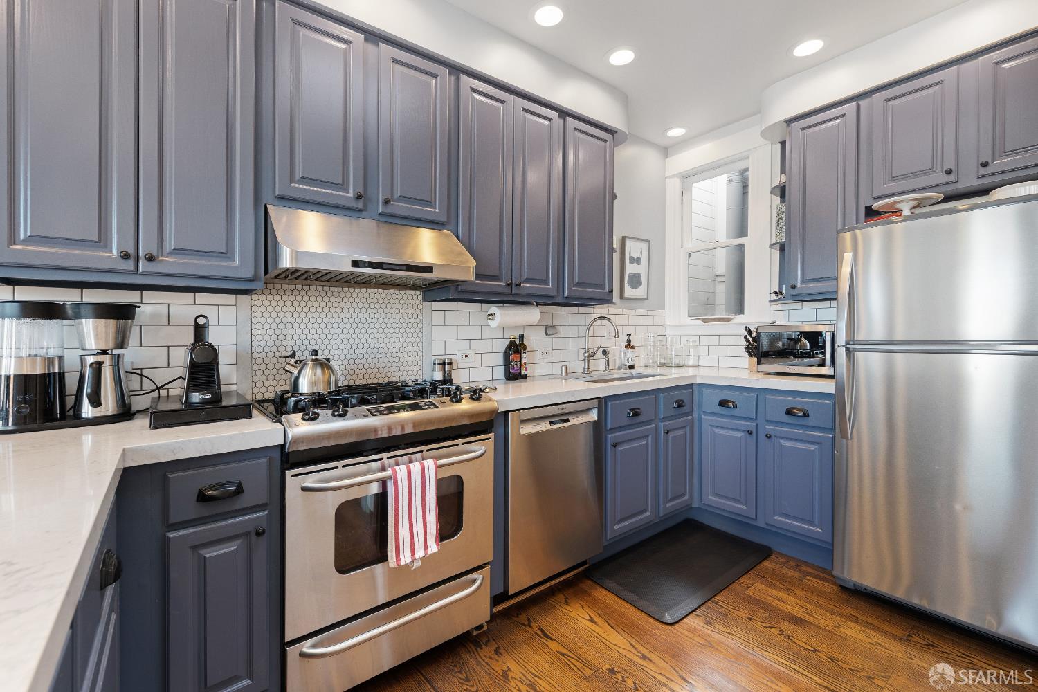 Photo #23: 426093770 Listing: Photo #23