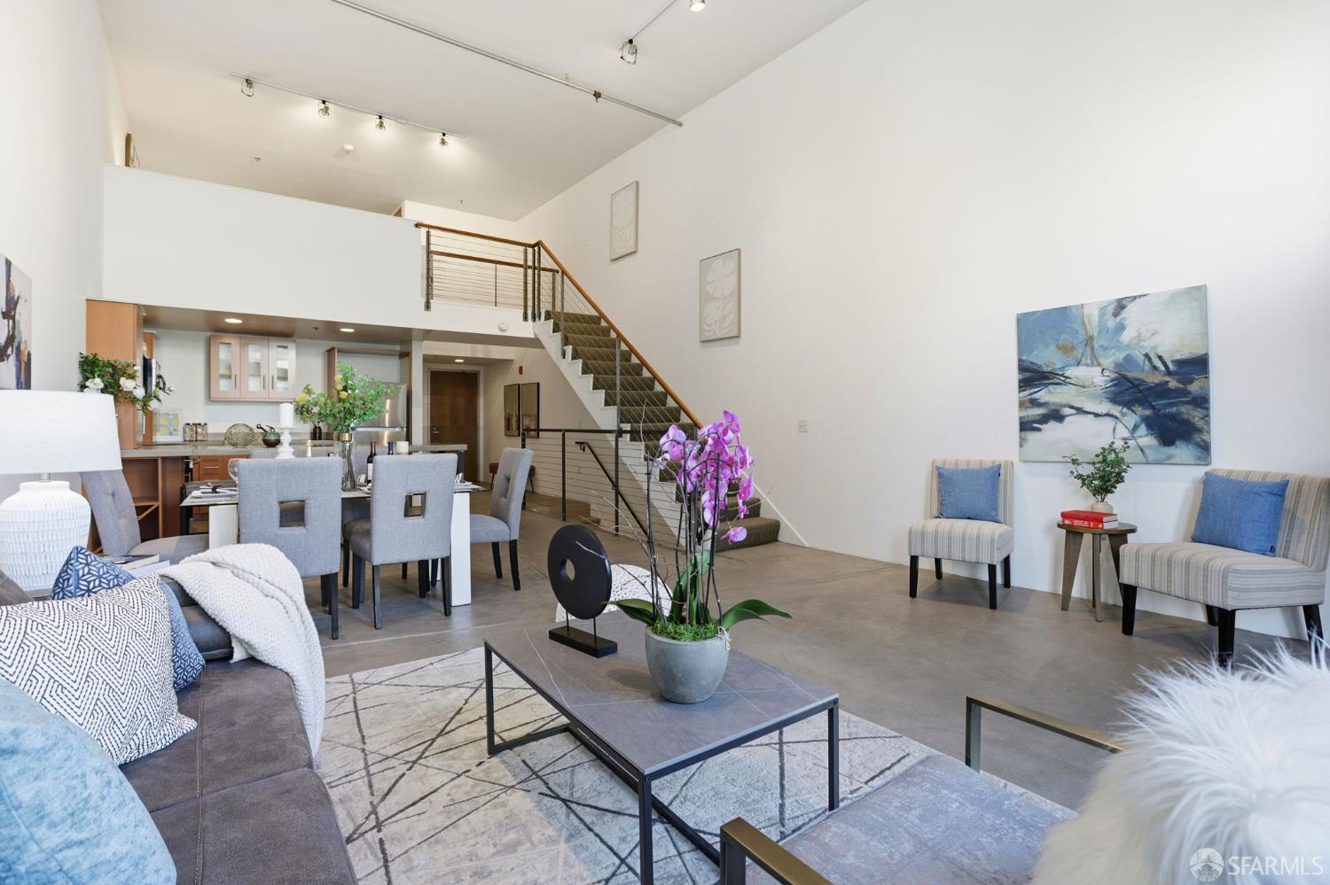 Detail Gallery Image 12 of 51 For 725 Florida St #4,  San Francisco,  CA 94110 - 2 Beds | 2/1 Baths